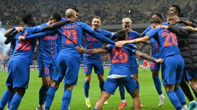 FCSB-se-bucura-dupa-gol-cu-Dinamo-770x540