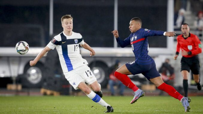 ivanov-vs-mbappe-imago1008071934