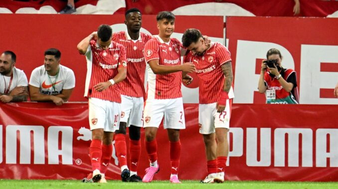 dinamo-bucuresti-fcsb-superliga-superbet-2082025-1-scaled