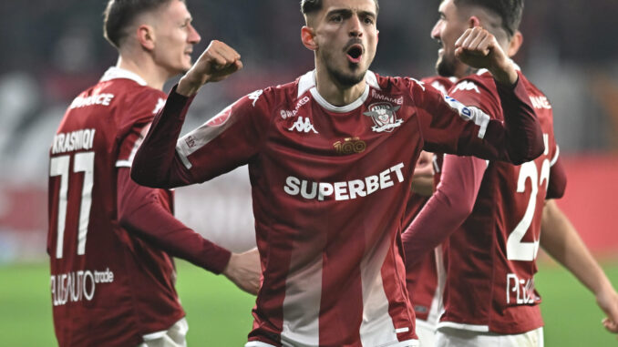 Rapid-confirma-transferurile-negociate-pe-milioane-de-euro-de-Dan-Sucu-Doi-fotbalisti-pot-aduce-sume-uriase-Rapidului (2)