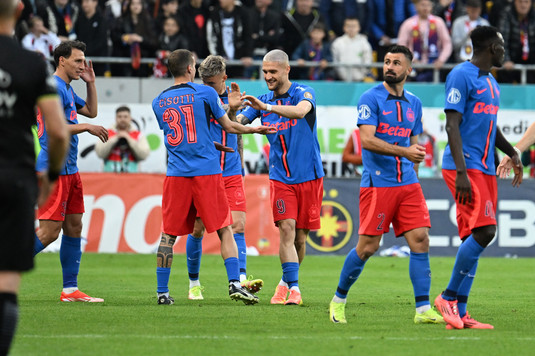 FOTBAL:FCSB-UNIVERSITATEA CRAIOVA, PLAY OFF SUPERLIGA SUPERBET (17.05.2025)