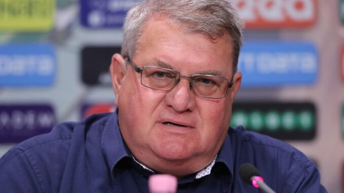 FOTBAL: CFR CLUJ - CONFERINTA DE PRESA PREZENTARE EDI IORDANESCU